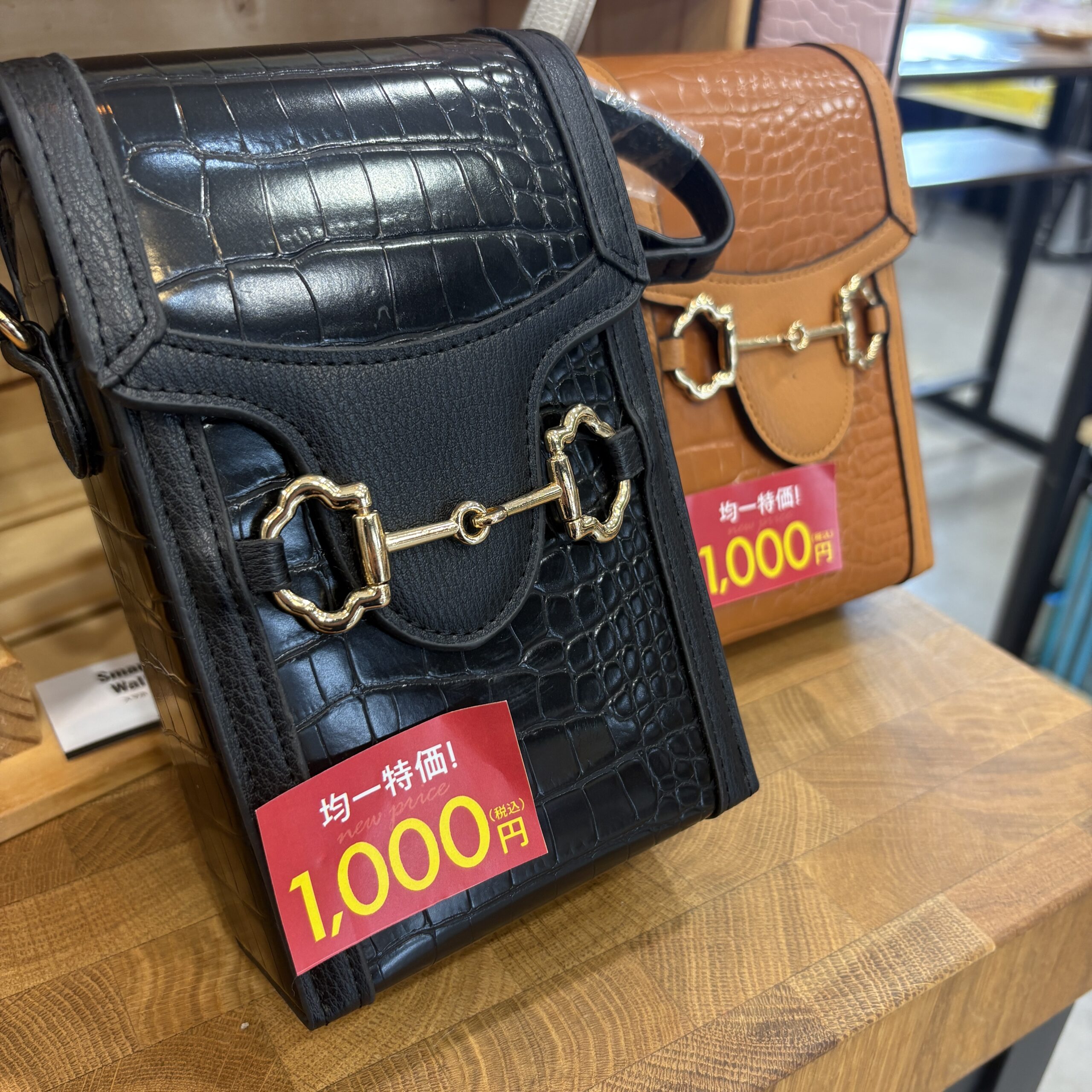 💡決算セールの商品をちら見せ②💡 - スマホ堂徳島藍住店