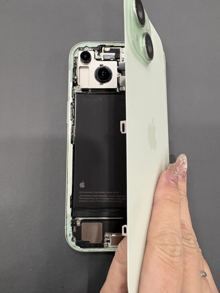 iPhone15のバッテリー交換